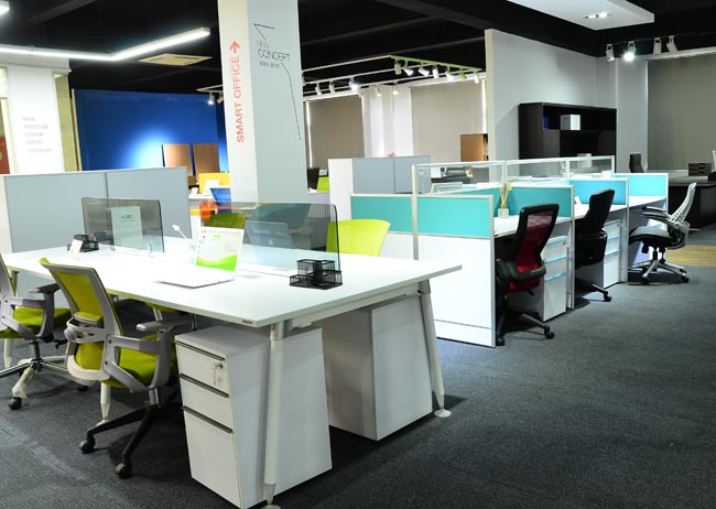 办公家具展览室