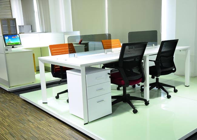 办公家具展览室