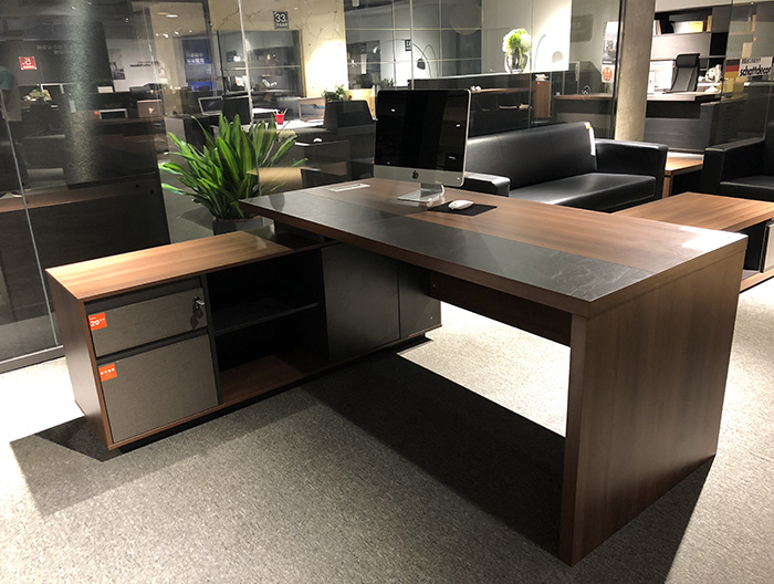  办公家具展览室 