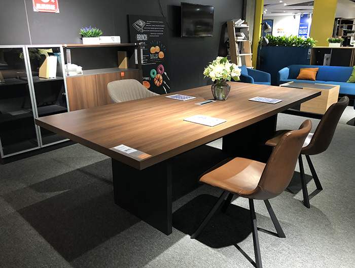  办公家具展览室 