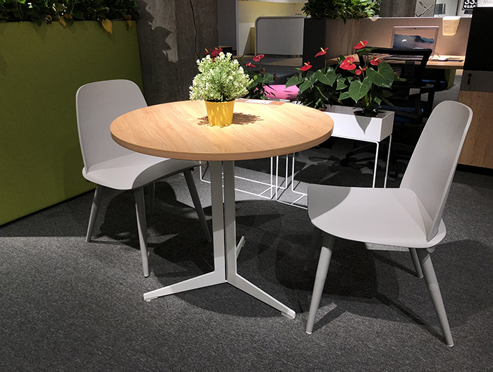  办公家具展览室 